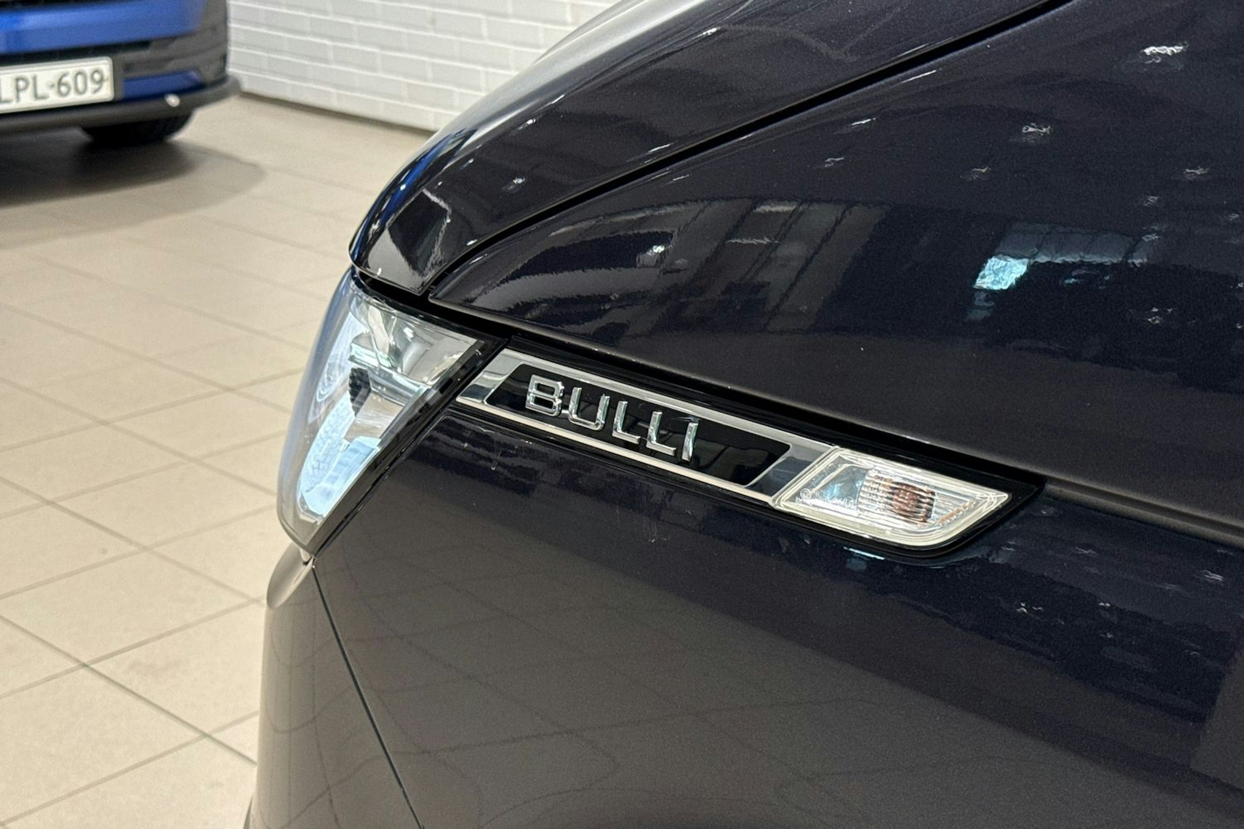 sininen Volkswagen Transporter 2020 kuva 25.
