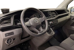 valkoinen Volkswagen Transporter 2020 kuva 9.