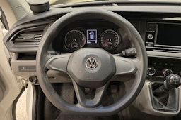 valkoinen Volkswagen Transporter 2020 kuva 17.