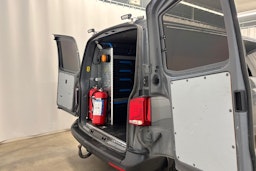 Harmaa Volkswagen Transporter 2020 kuva 30.