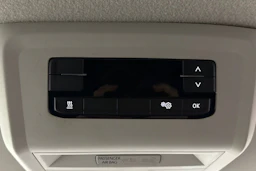 sininen Volkswagen Transporter 2020 kuva 26.