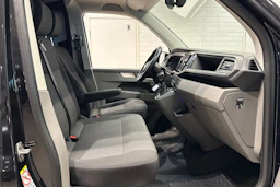 Musta Volkswagen TRANSPORTER 2020 kuva 13.