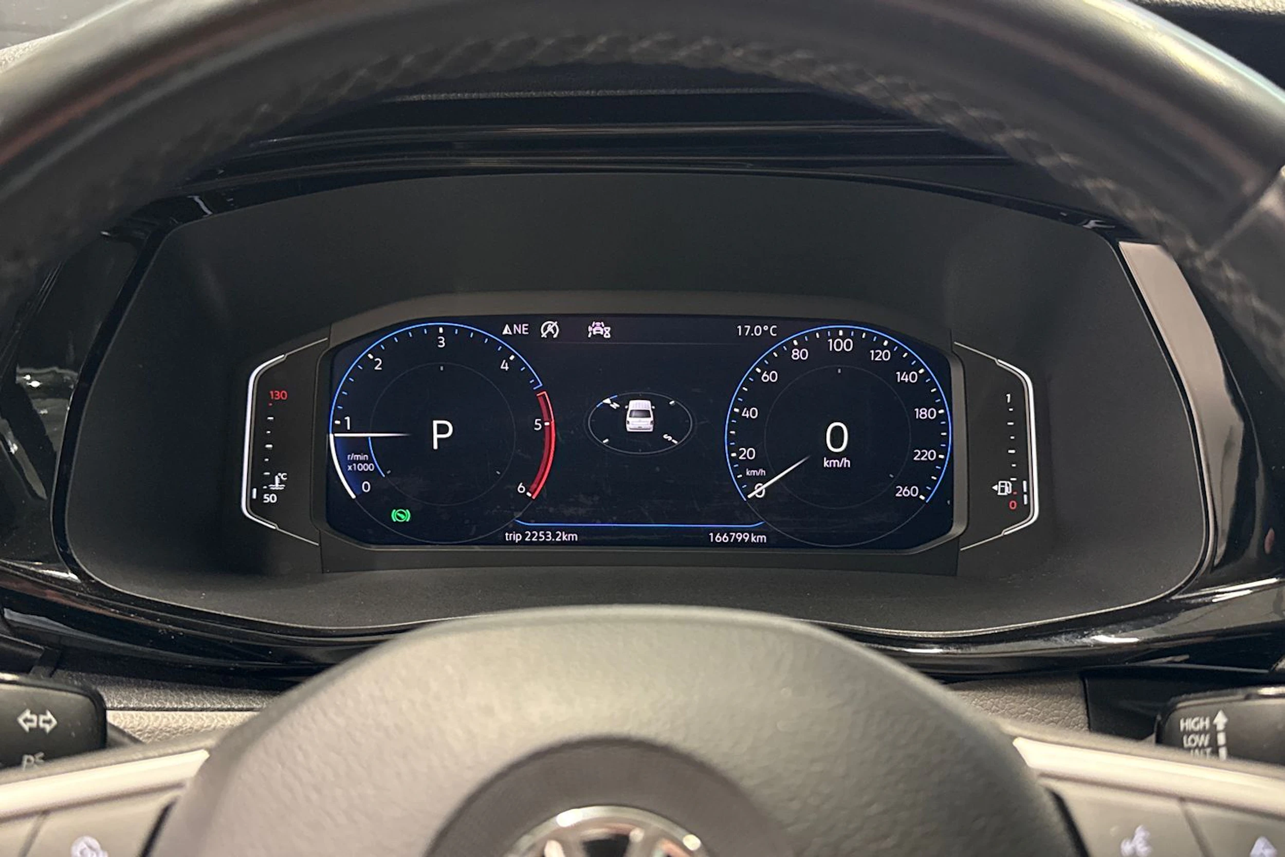 Musta Volkswagen TRANSPORTER 2020 kuva 27.