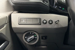 Musta Volkswagen TRANSPORTER 2020 kuva 28.