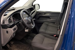 sininen Volkswagen Transporter 2020 kuva 3.