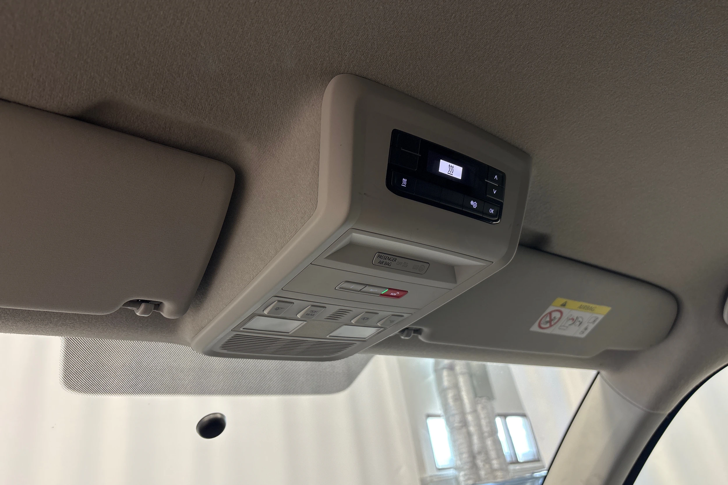 sininen Volkswagen Transporter 2020 kuva 15.