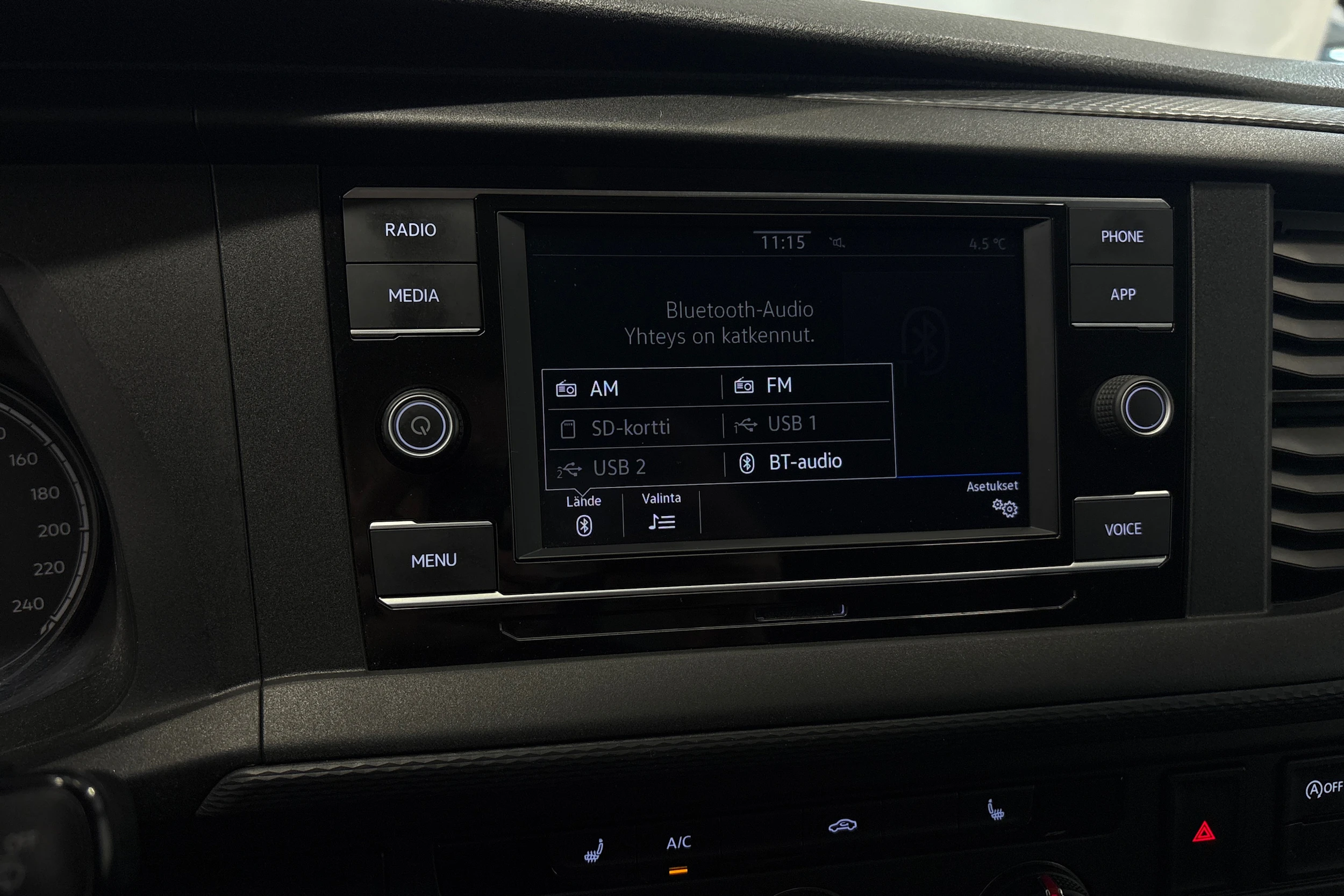 sininen Volkswagen Transporter 2020 kuva 18.