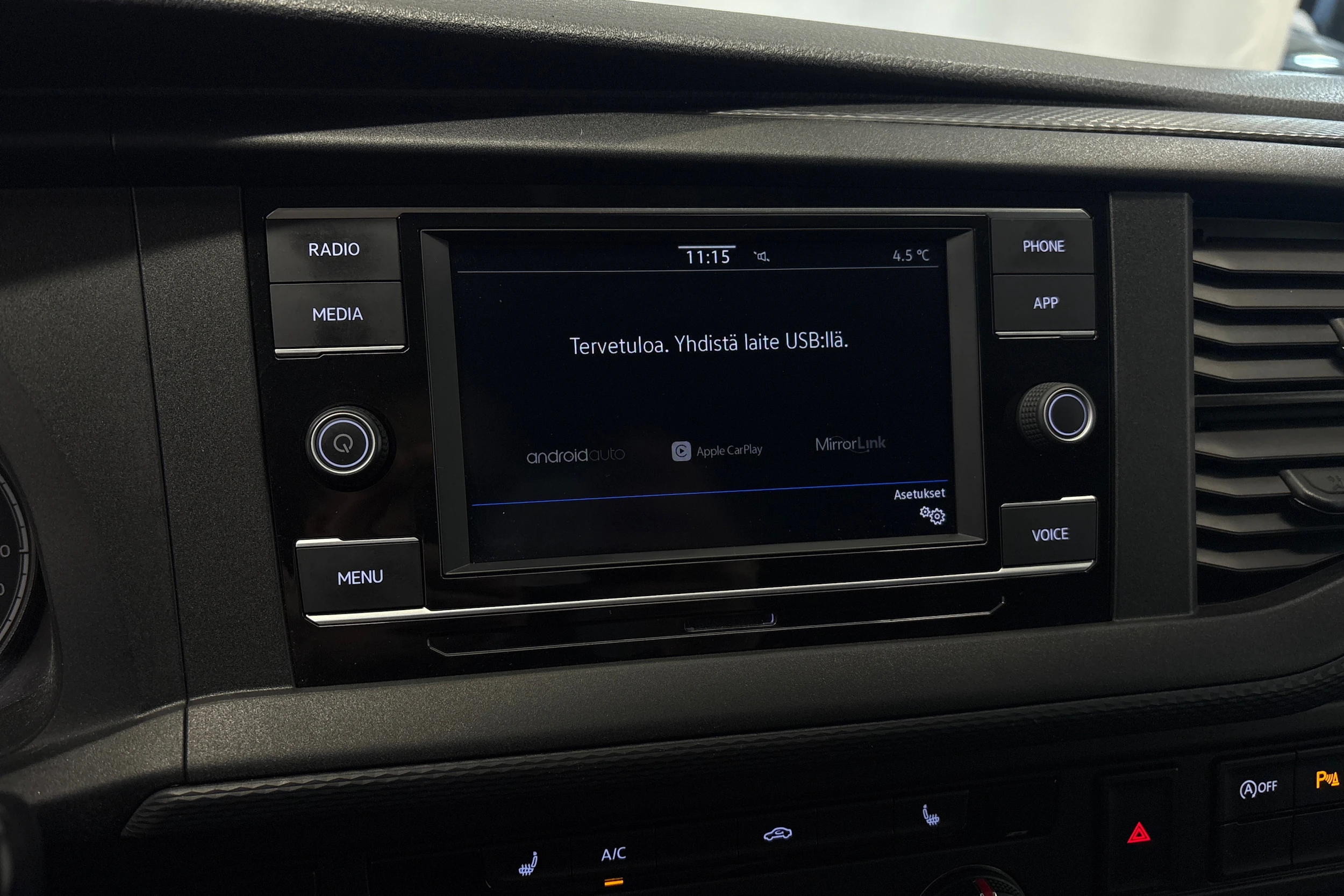 sininen Volkswagen Transporter 2020 kuva 19.