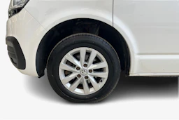 valkoinen Volkswagen Transporter 2020 kuva 12.