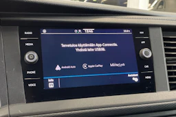 valkoinen Volkswagen Transporter 2020 kuva 26.
