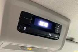 valkoinen Volkswagen Transporter 2020 kuva 33.