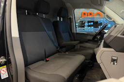 musta Volkswagen Transporter 2020 kuva 11.