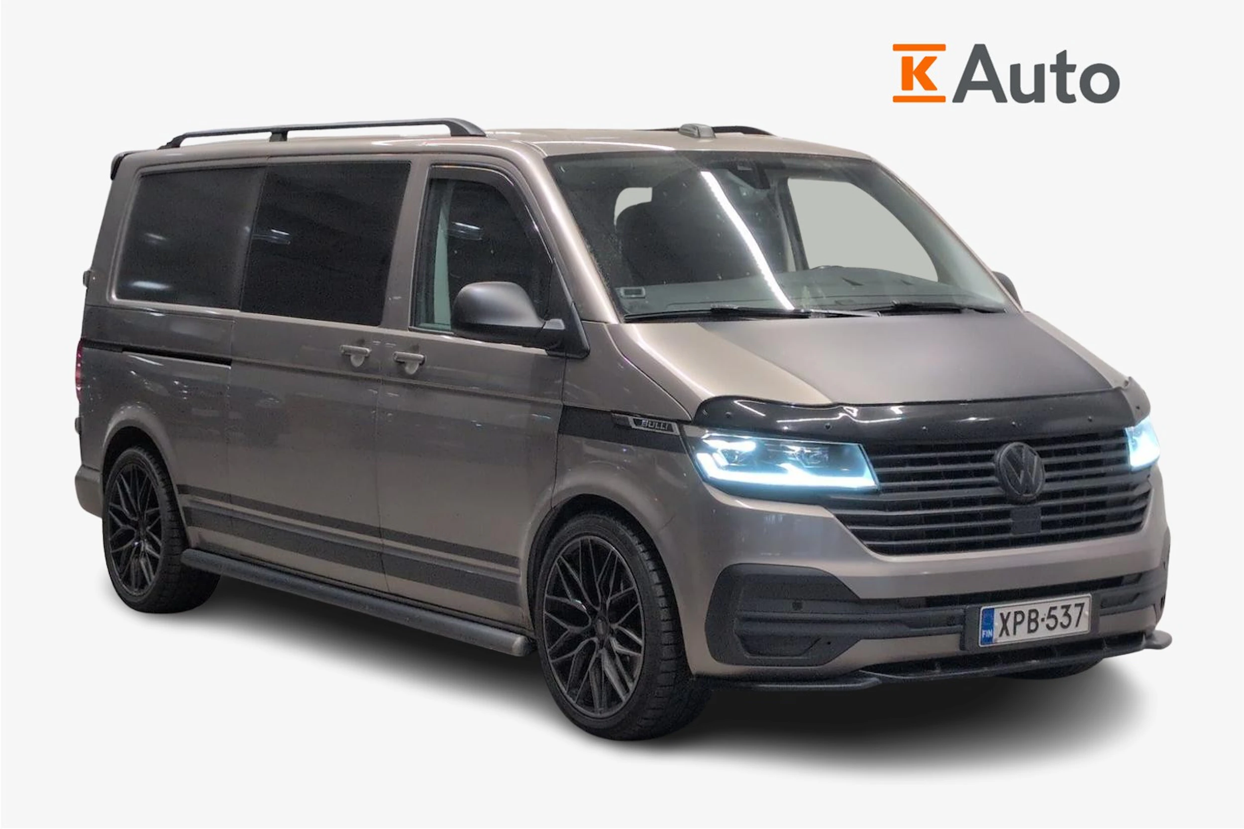 ruskea (beige) Volkswagen Transporter 2020 kuva 1.