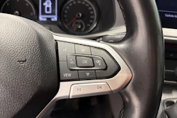 ruskea (beige) Volkswagen Transporter 2020 kuva 15.