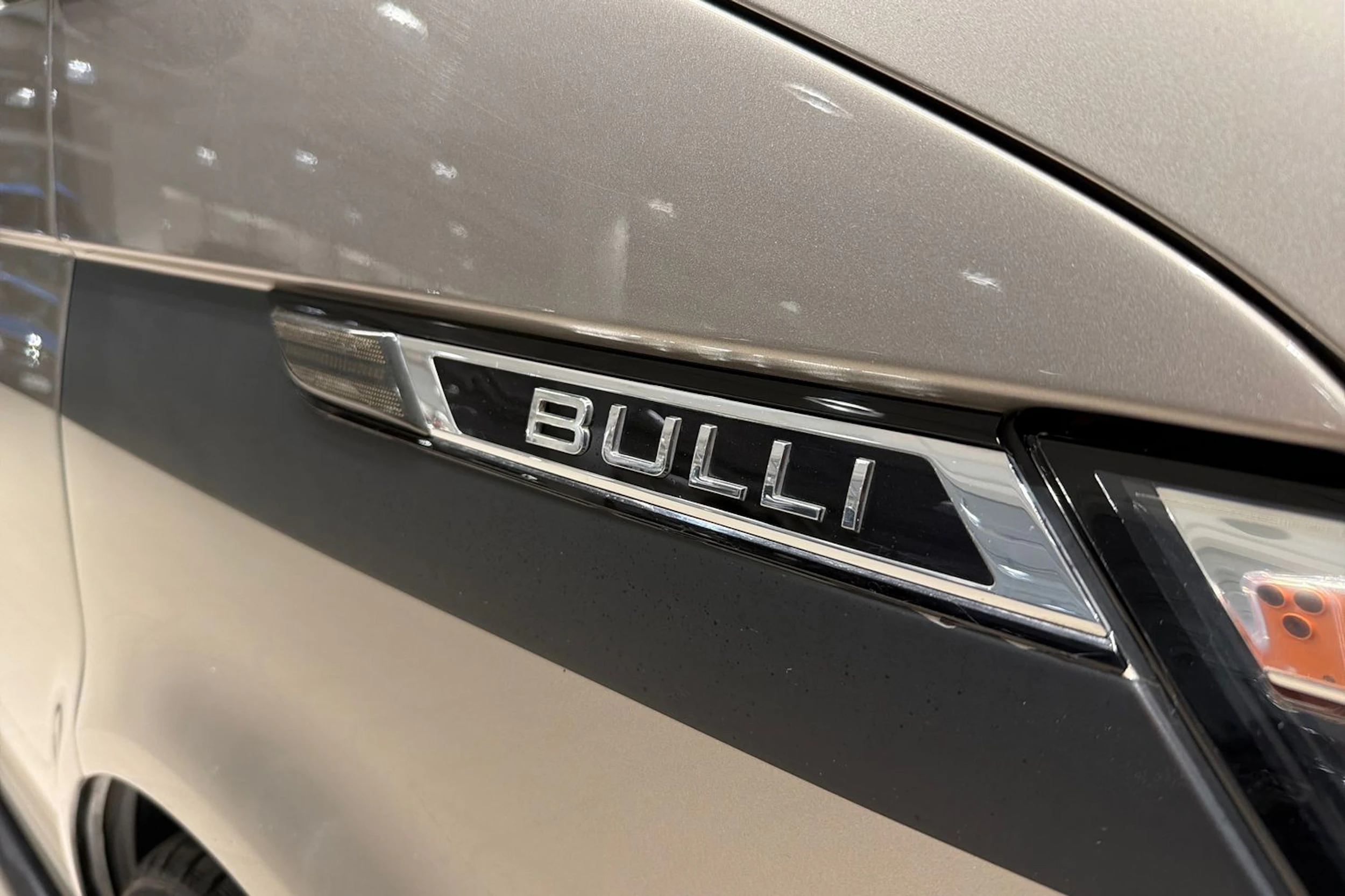 ruskea (beige) Volkswagen Transporter 2020 kuva 21.