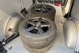 met. musta Volkswagen Transporter 2020 kuva 15.