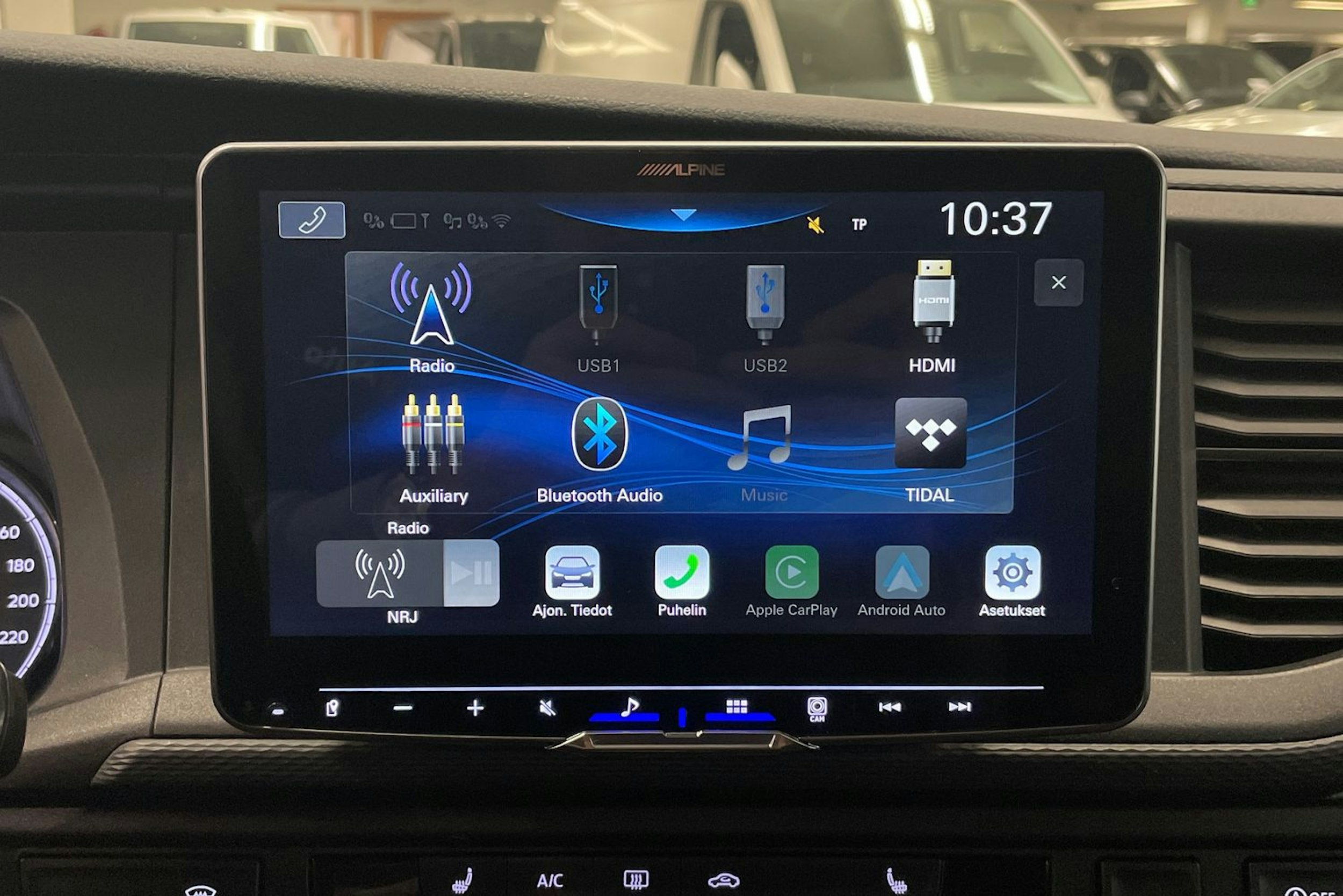 met. musta Volkswagen Transporter 2020 kuva 23.