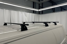 valkoinen Volkswagen Transporter 2020 kuva 25.