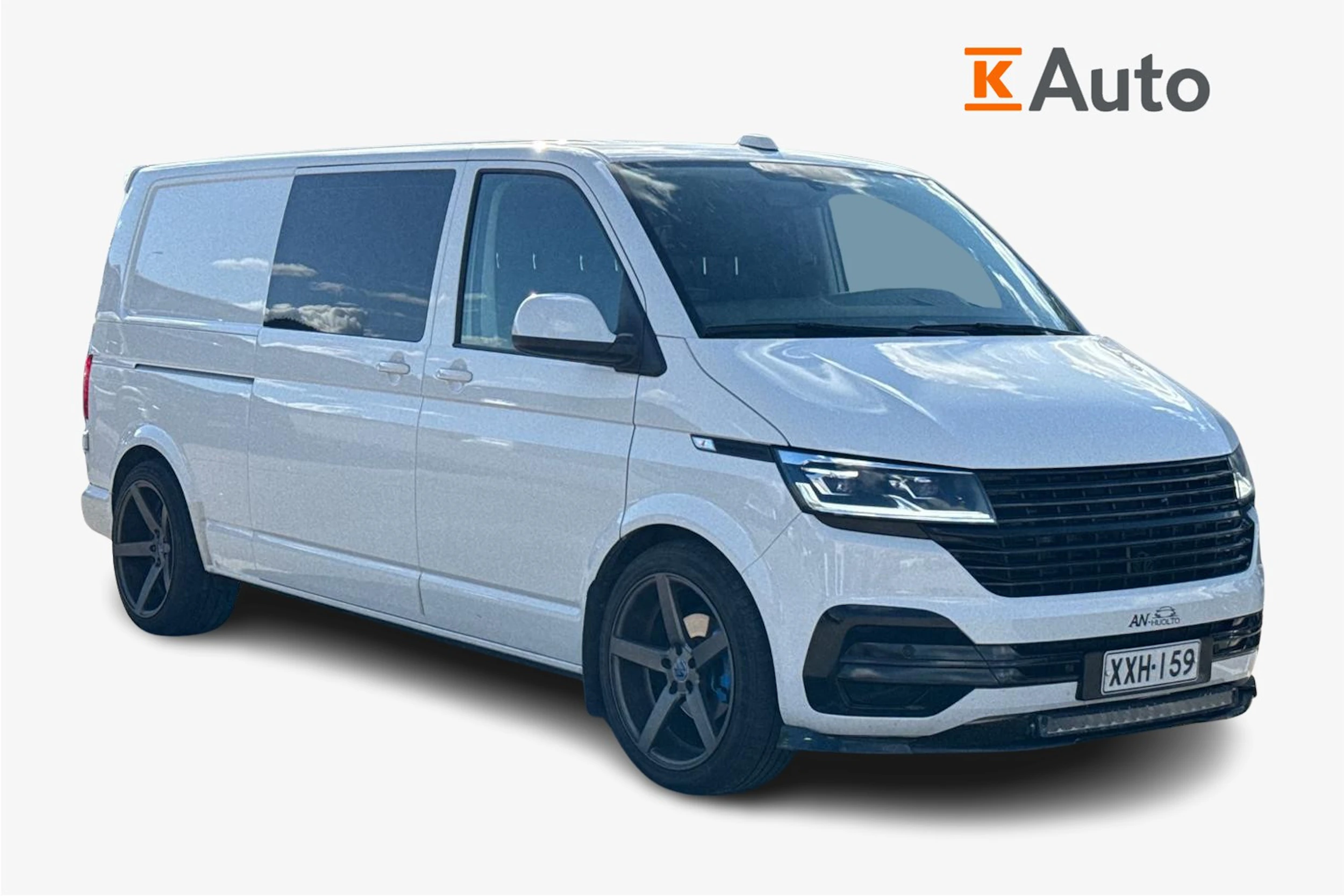 valkoinen Volkswagen Transporter 2020 kuva 1.