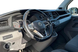 valkoinen Volkswagen Transporter 2020 kuva 3.