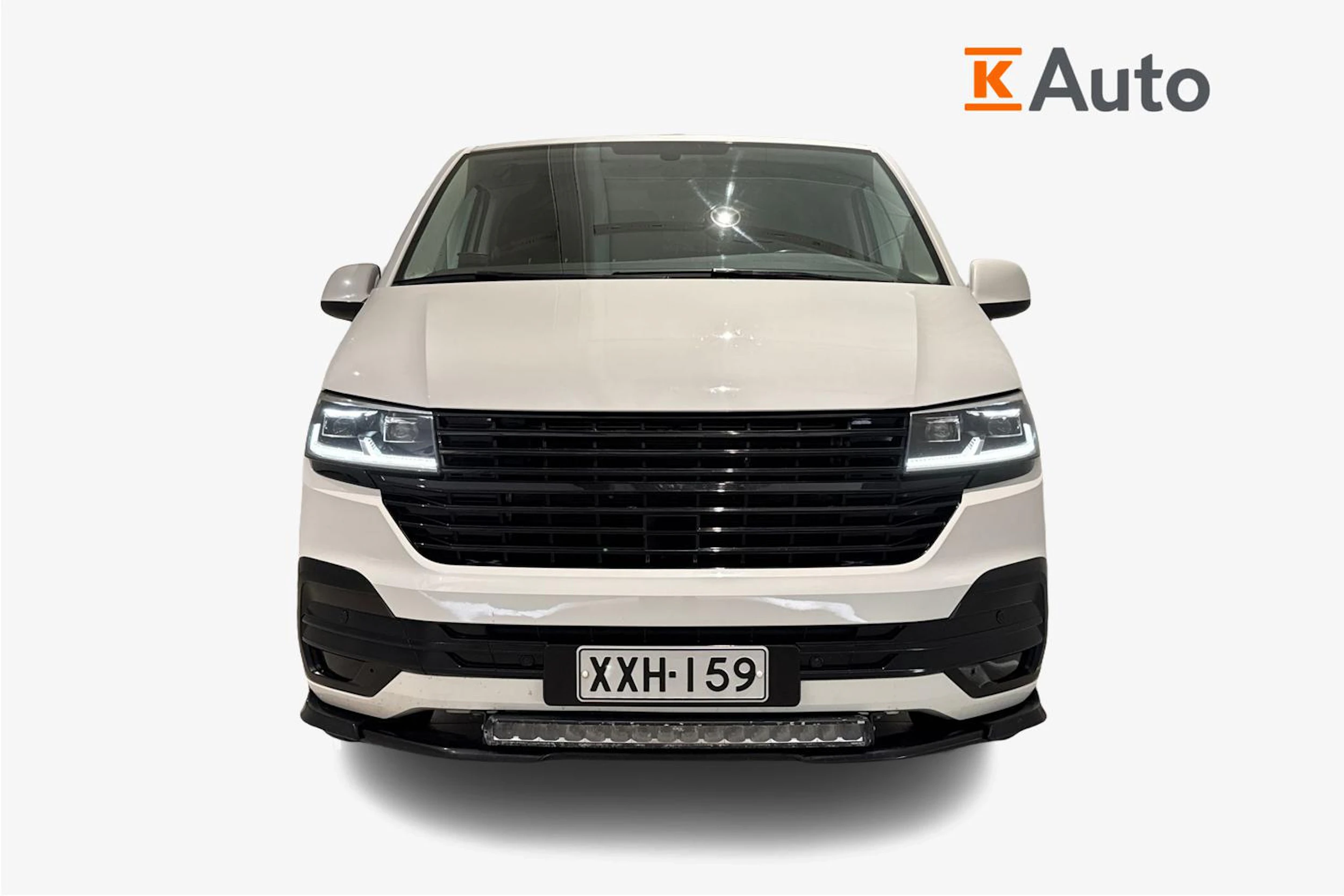 valkoinen Volkswagen Transporter 2020 kuva 5.