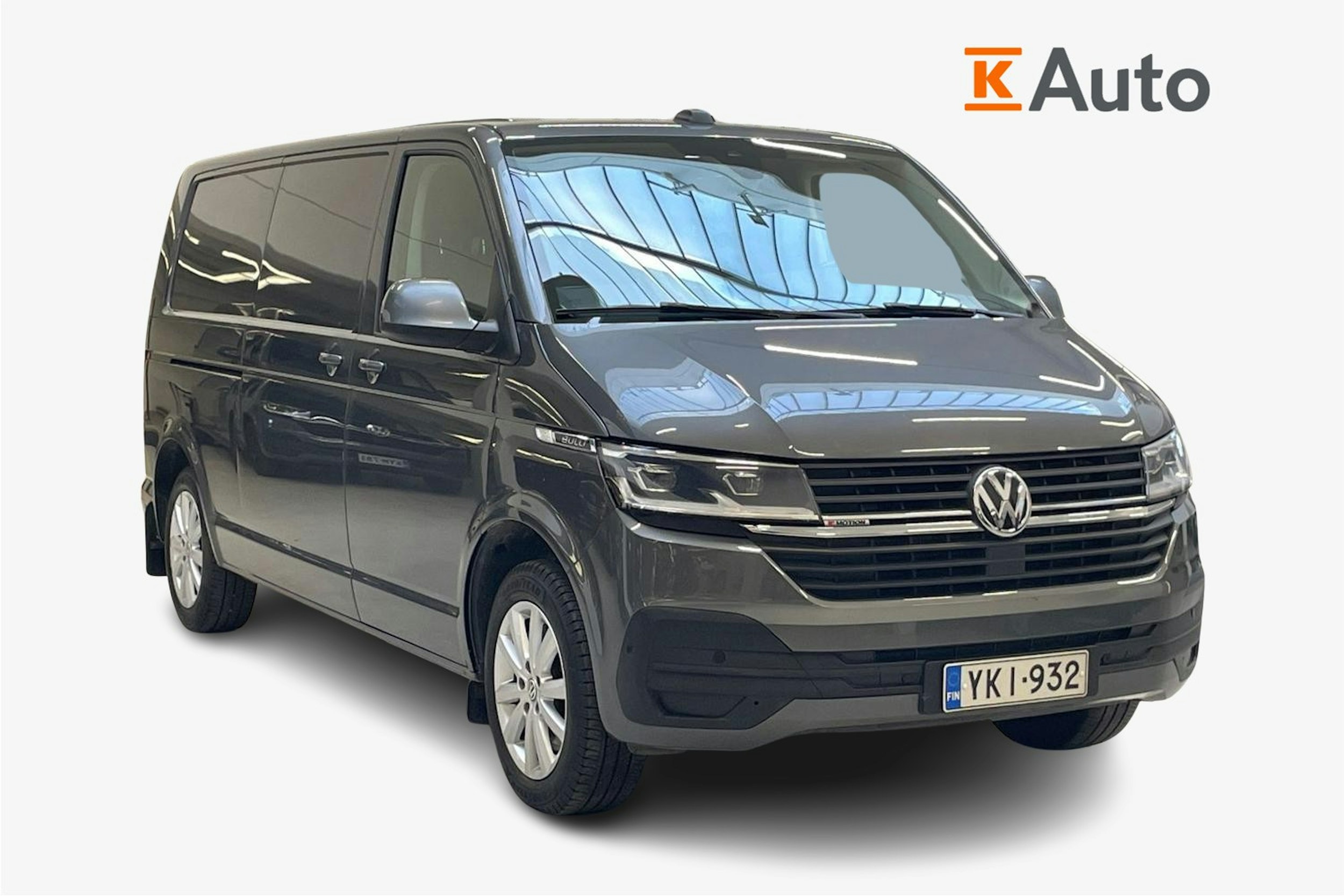 harmaa Volkswagen Transporter 2020 kuva 1.
