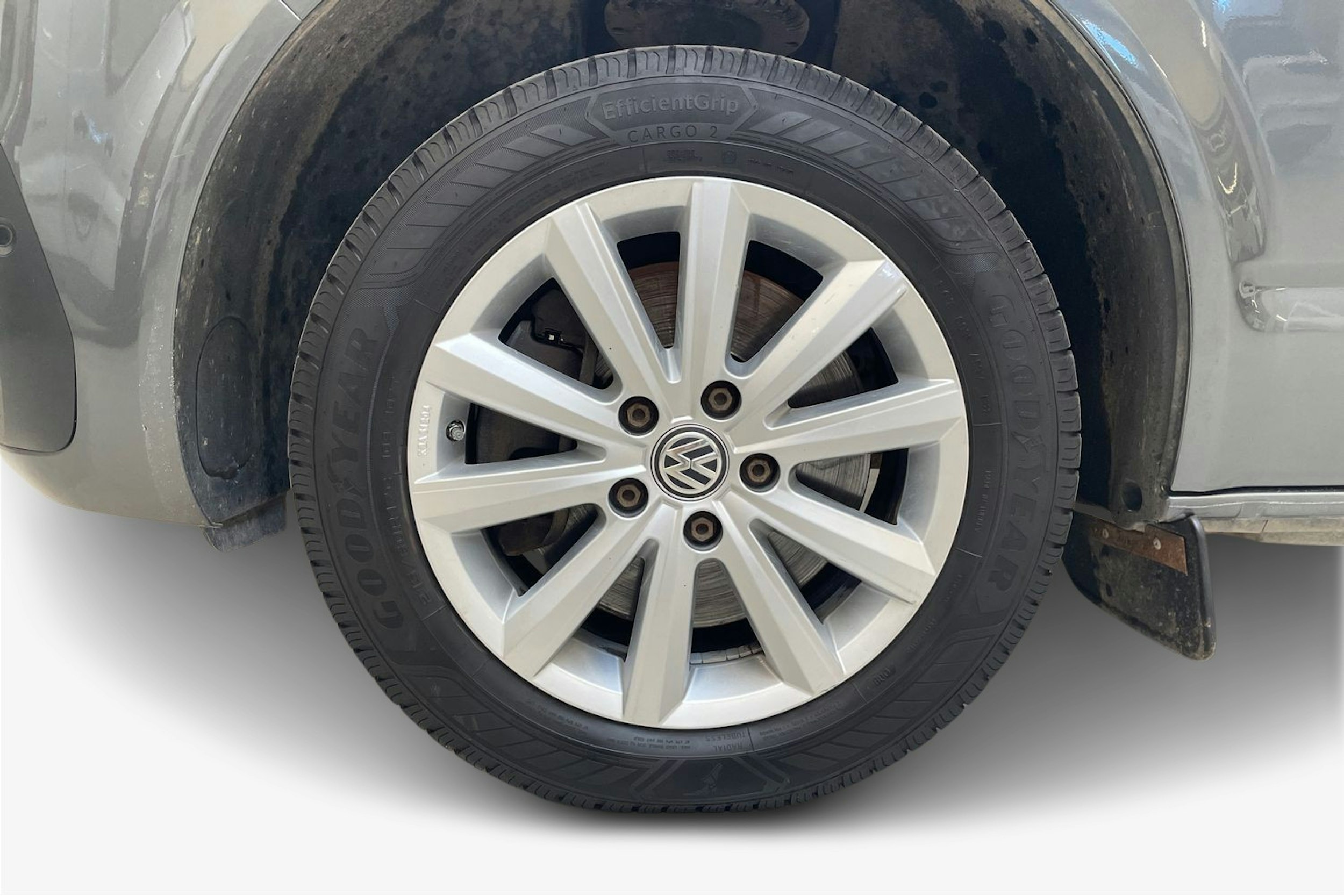 harmaa Volkswagen Transporter 2020 kuva 10.