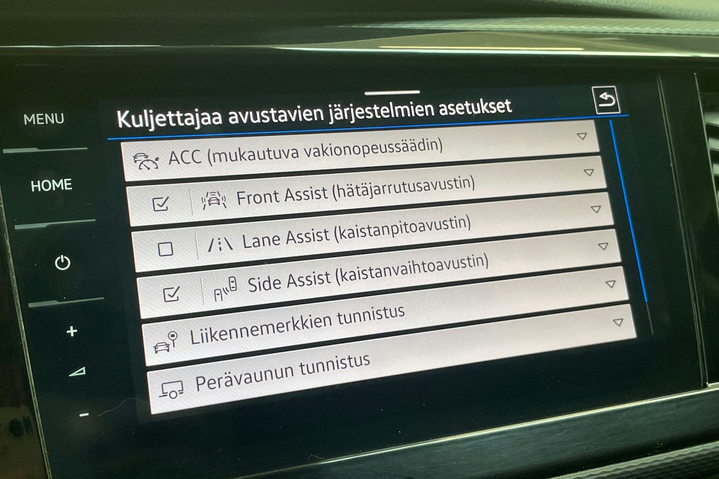 harmaa Volkswagen Transporter 2020 kuva 28.