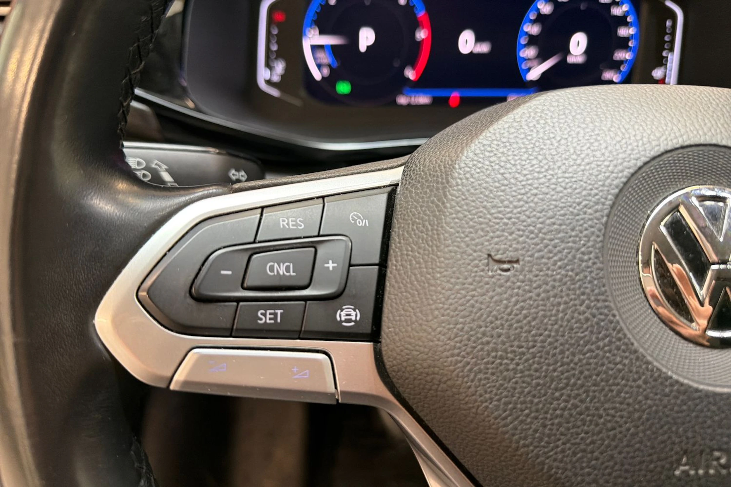 ruskea (beige) Volkswagen Transporter 2020 kuva 11.