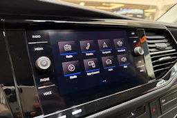 ruskea (beige) Volkswagen Transporter 2020 kuva 14.