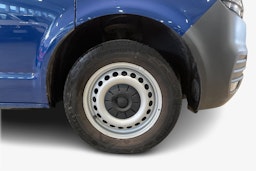 sininen Volkswagen Transporter 2020 kuva 11.