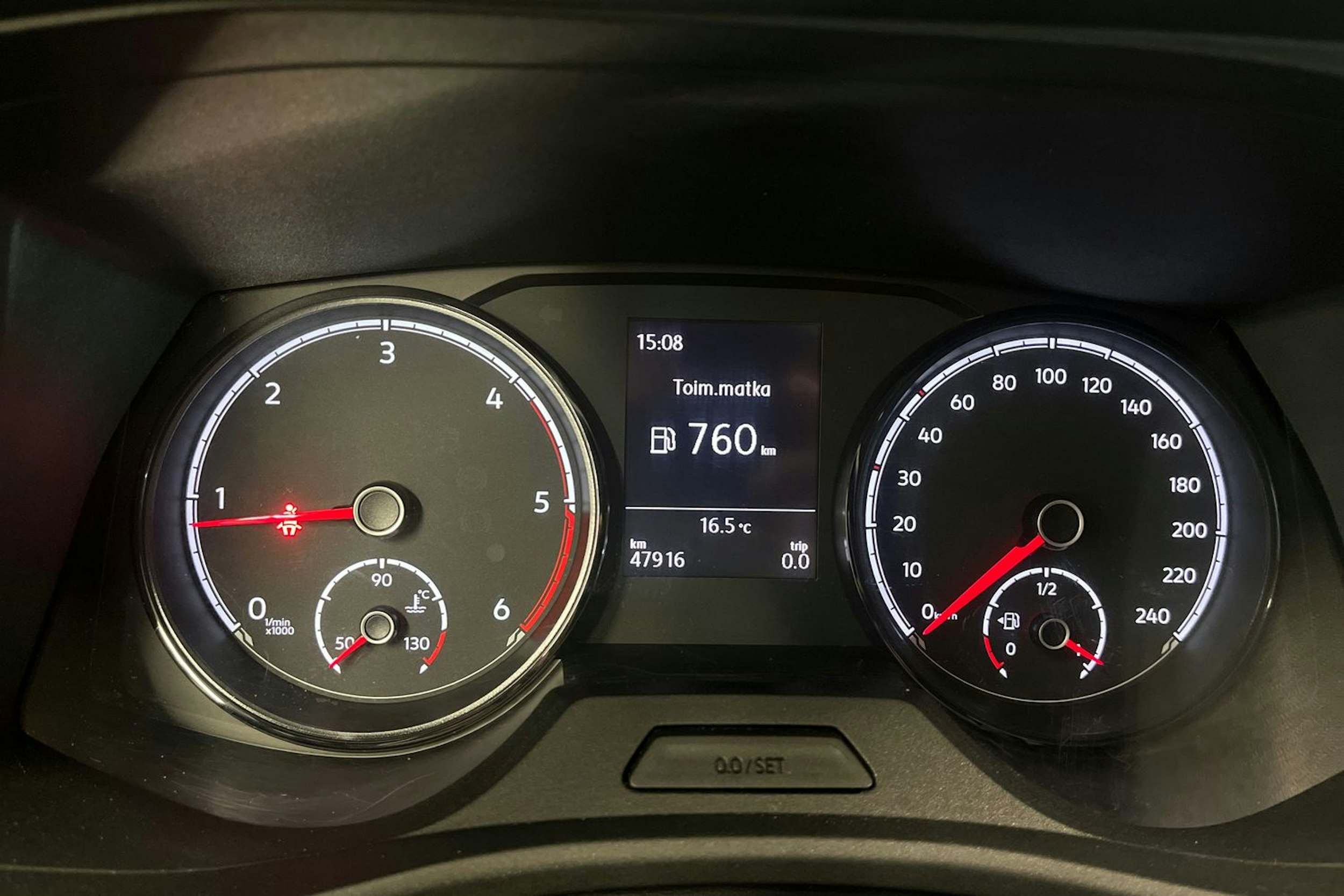 sininen Volkswagen Transporter 2020 kuva 19.
