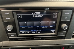 sininen Volkswagen Transporter 2020 kuva 21.