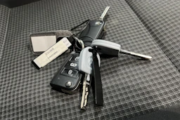 Valkoinen Volkswagen TRANSPORTER 2020 kuva 23.