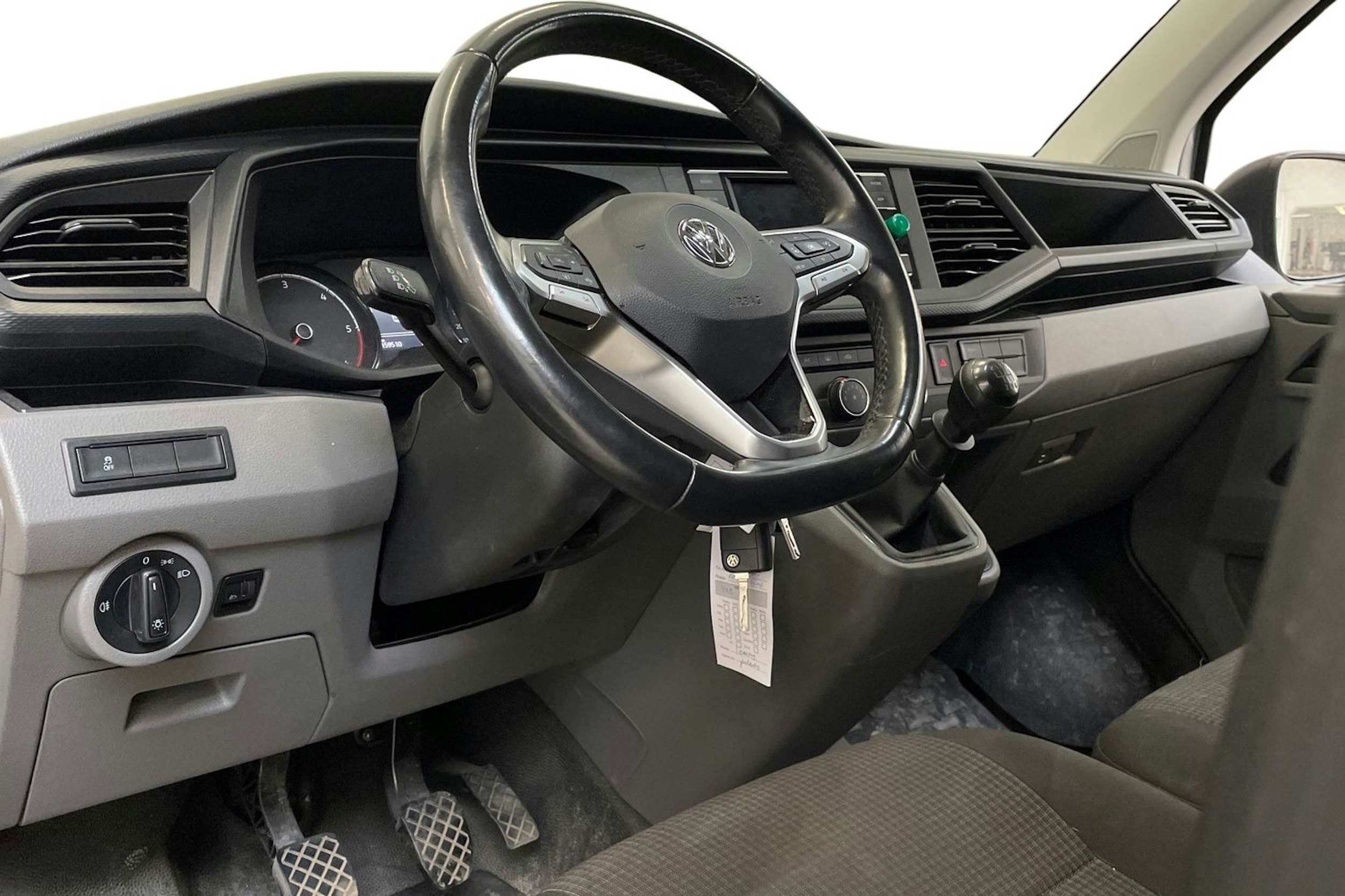hopea Volkswagen Transporter 2020 kuva 3.