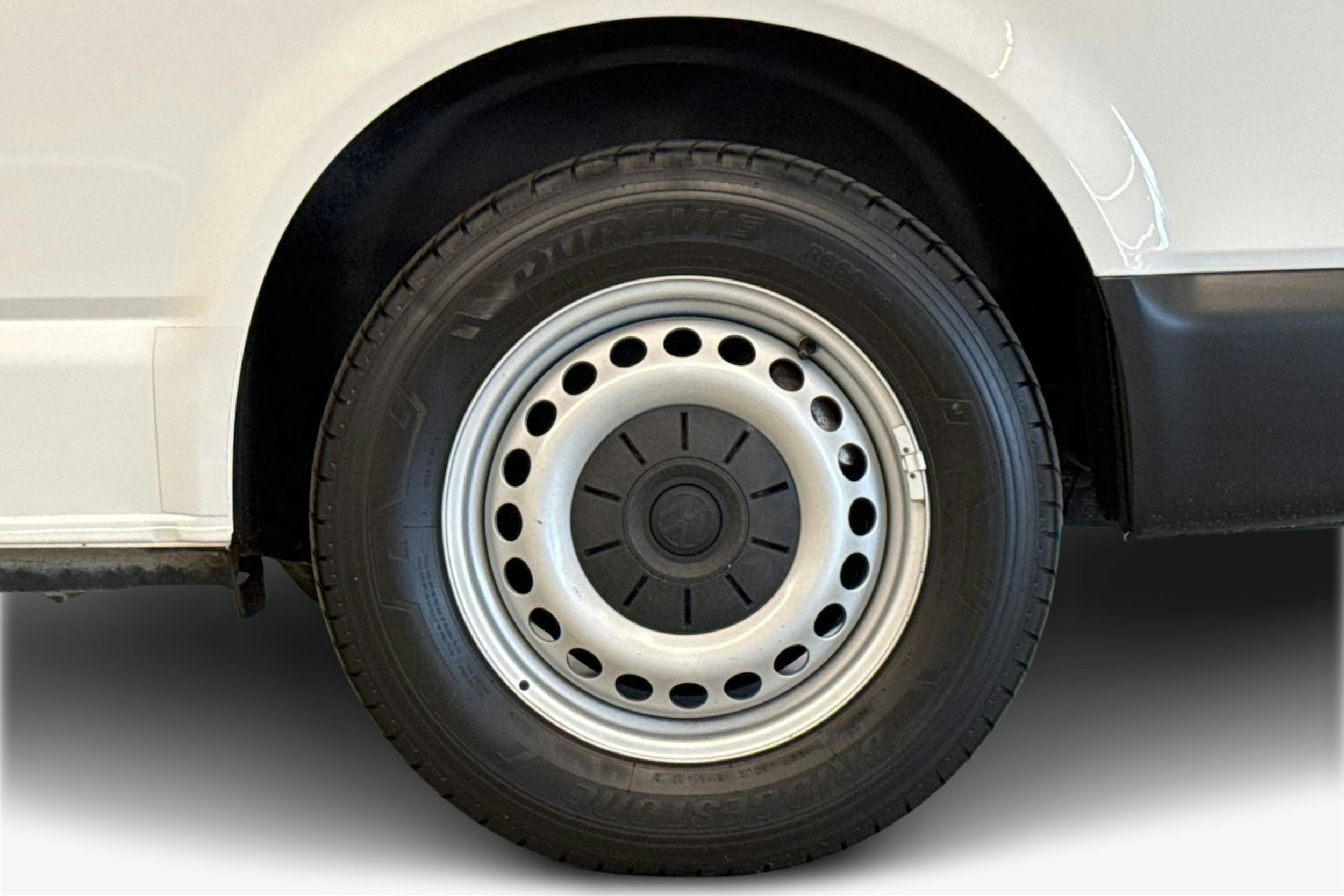 Valkoinen Volkswagen TRANSPORTER 2020 kuva 10.