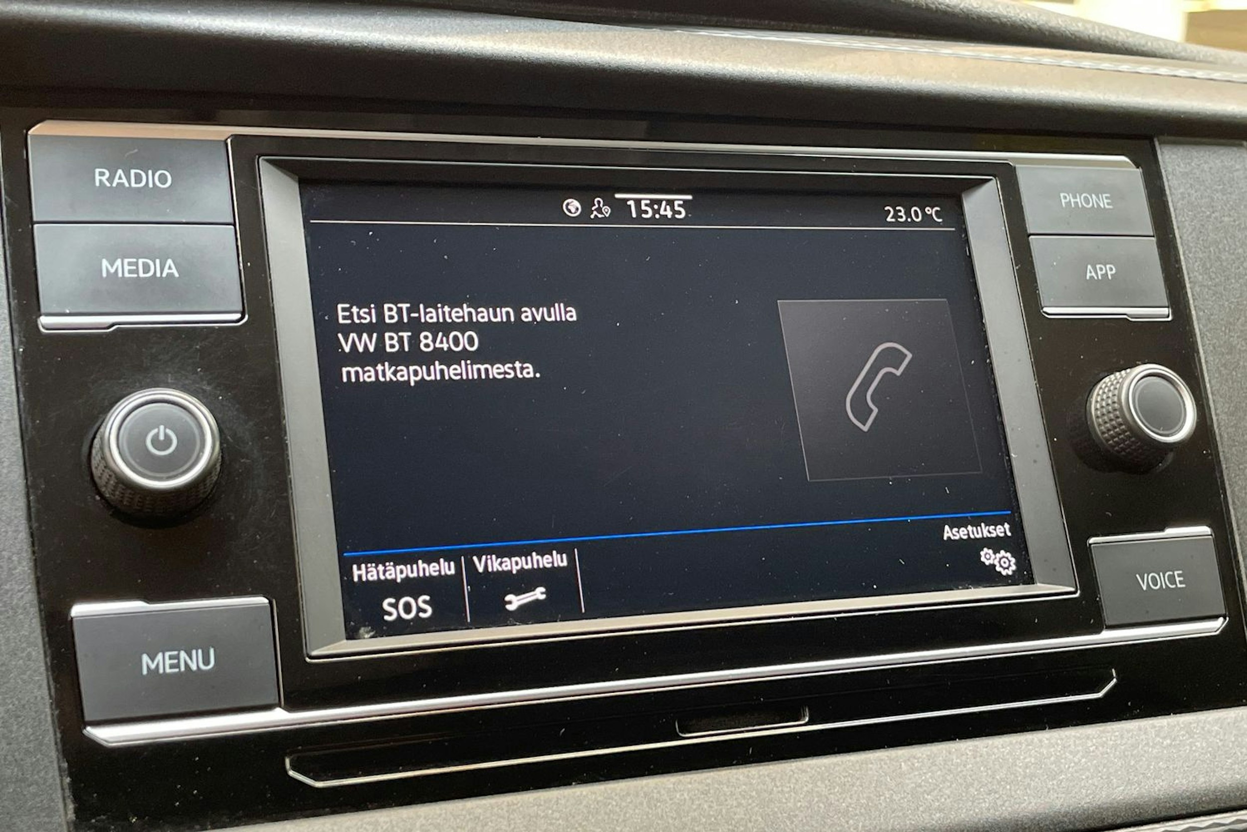 valkoinen Volkswagen Transporter 2020 kuva 19.