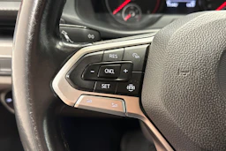 Punainen Volkswagen TRANSPORTER 2020 kuva 13.