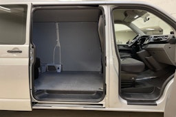 hopea Volkswagen Transporter 2020 kuva 14.