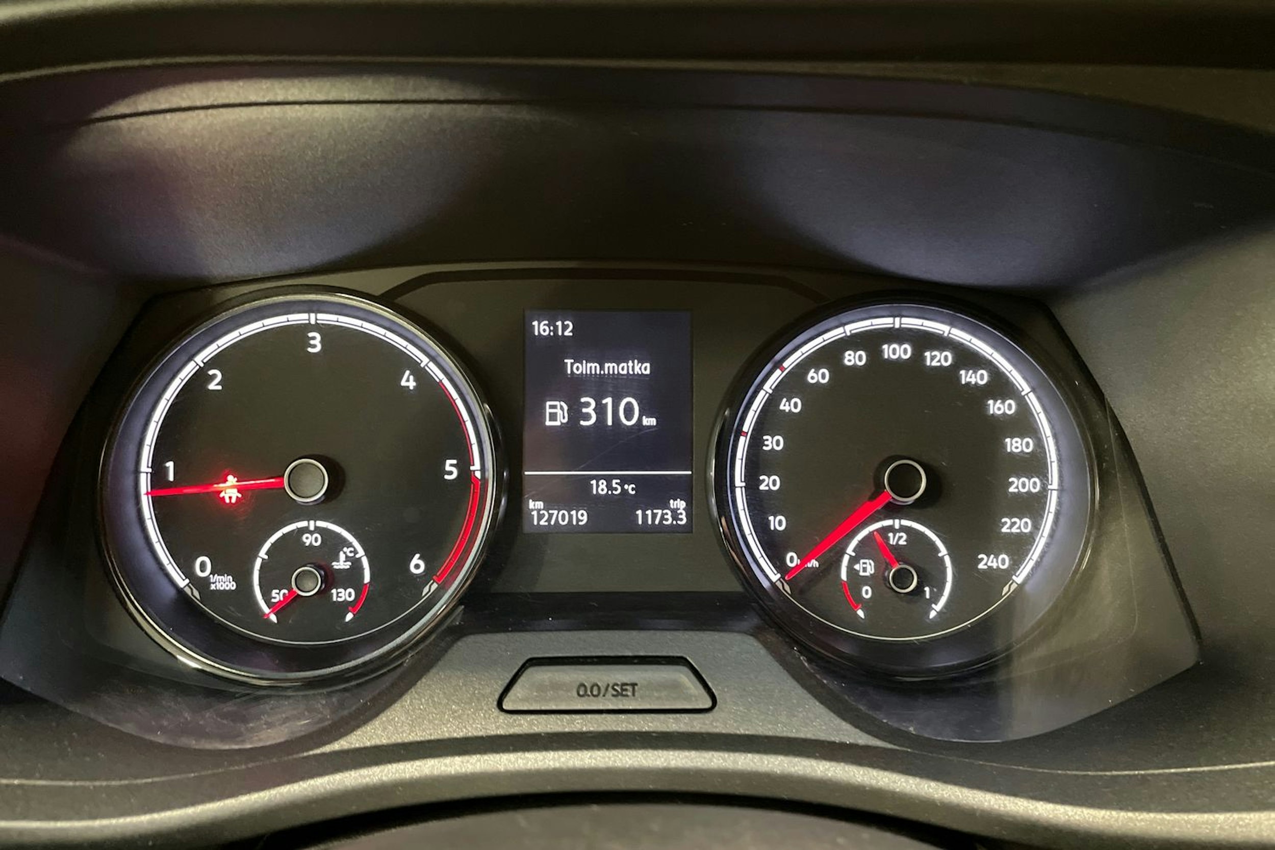 hopea Volkswagen Transporter 2020 kuva 19.