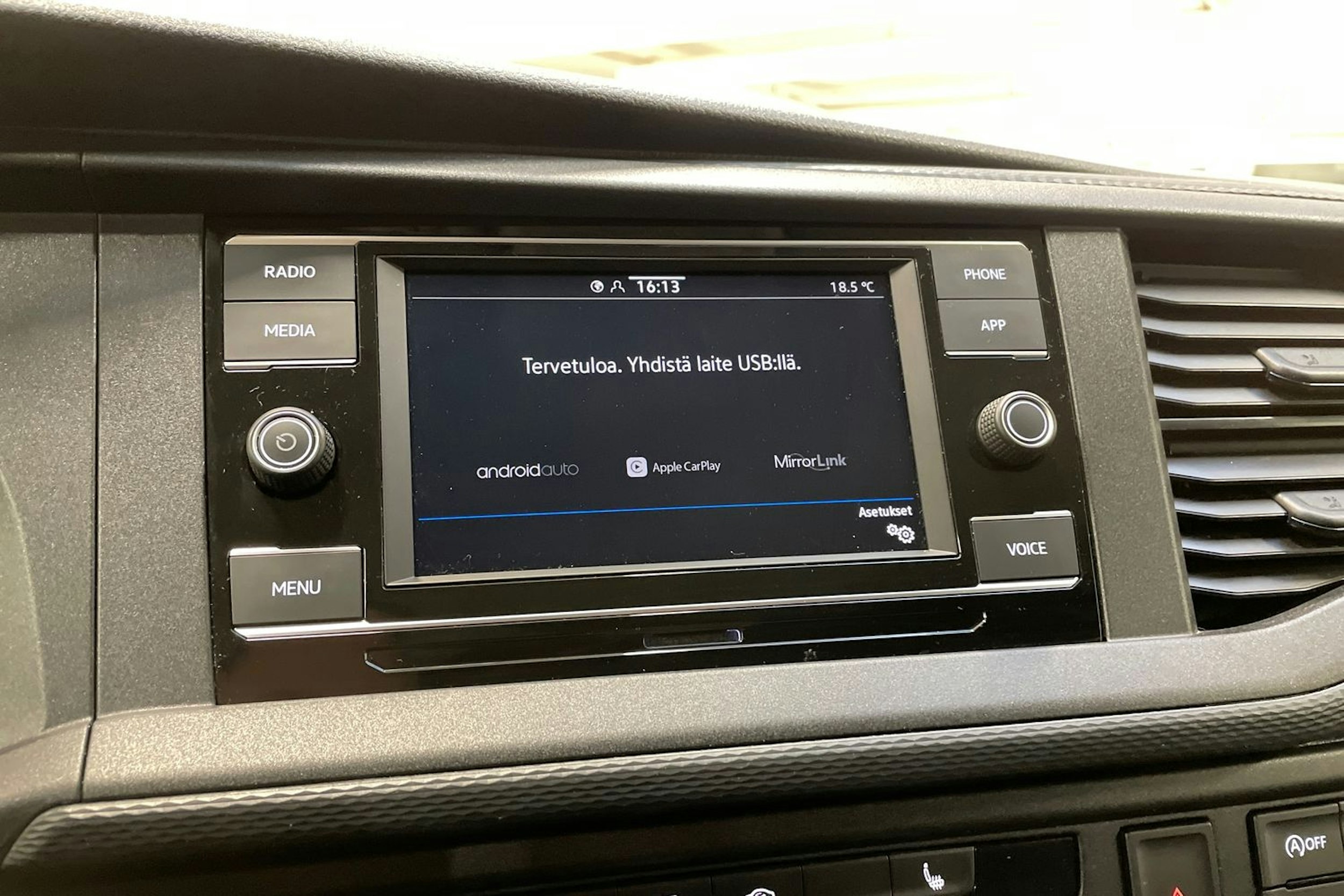 hopea Volkswagen Transporter 2020 kuva 25.