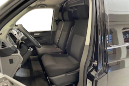 musta Volkswagen Transporter 2020 kuva 8.