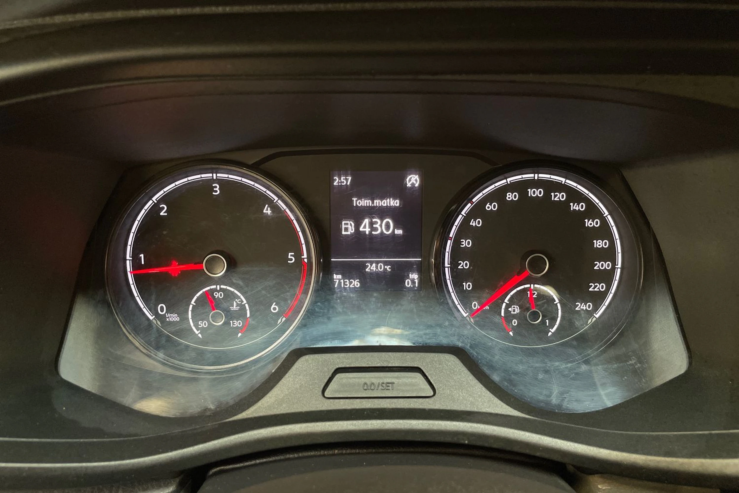 musta Volkswagen Transporter 2020 kuva 19.