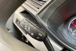 musta Volkswagen Transporter 2020 kuva 20.