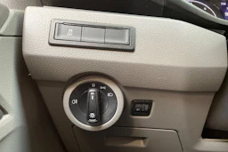 musta Volkswagen Transporter 2020 kuva 24.