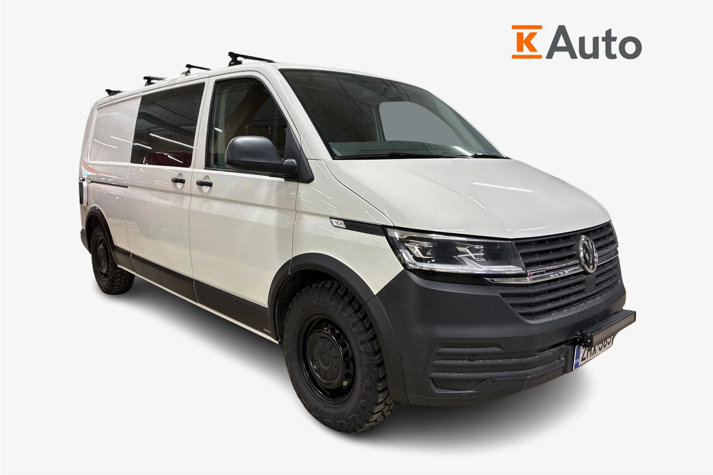 valkoinen Volkswagen Transporter 2020 kuva 1.