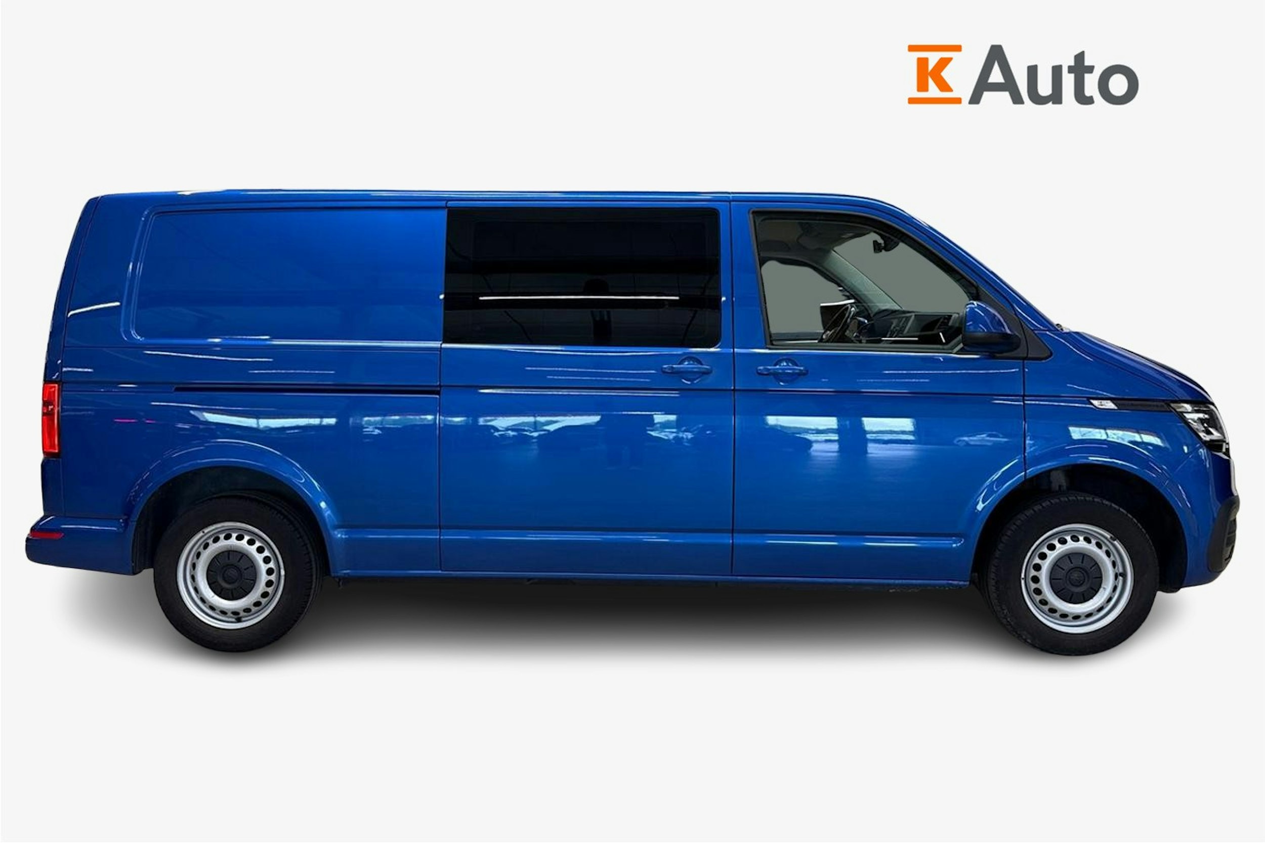 sininen Volkswagen Transporter 2020 kuva 6.
