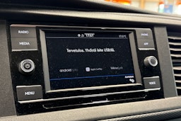 sininen Volkswagen Transporter 2020 kuva 19.