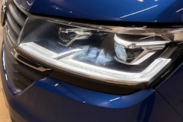 sininen Volkswagen Transporter 2020 kuva 28.