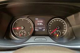 valkoinen Volkswagen Transporter 2020 kuva 18.